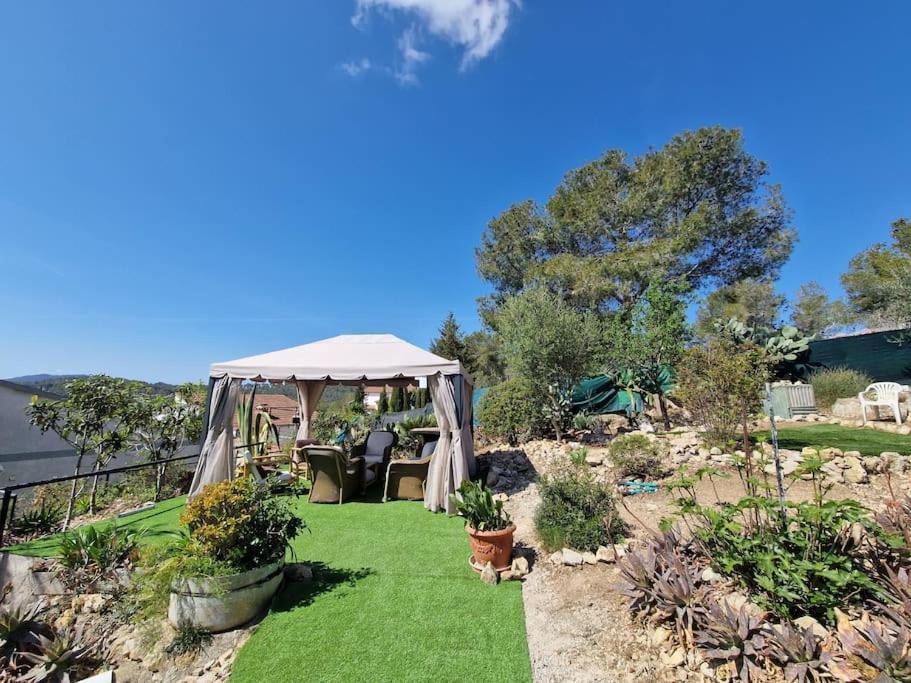 Le Petit Paradis Olivella Екстер'єр фото